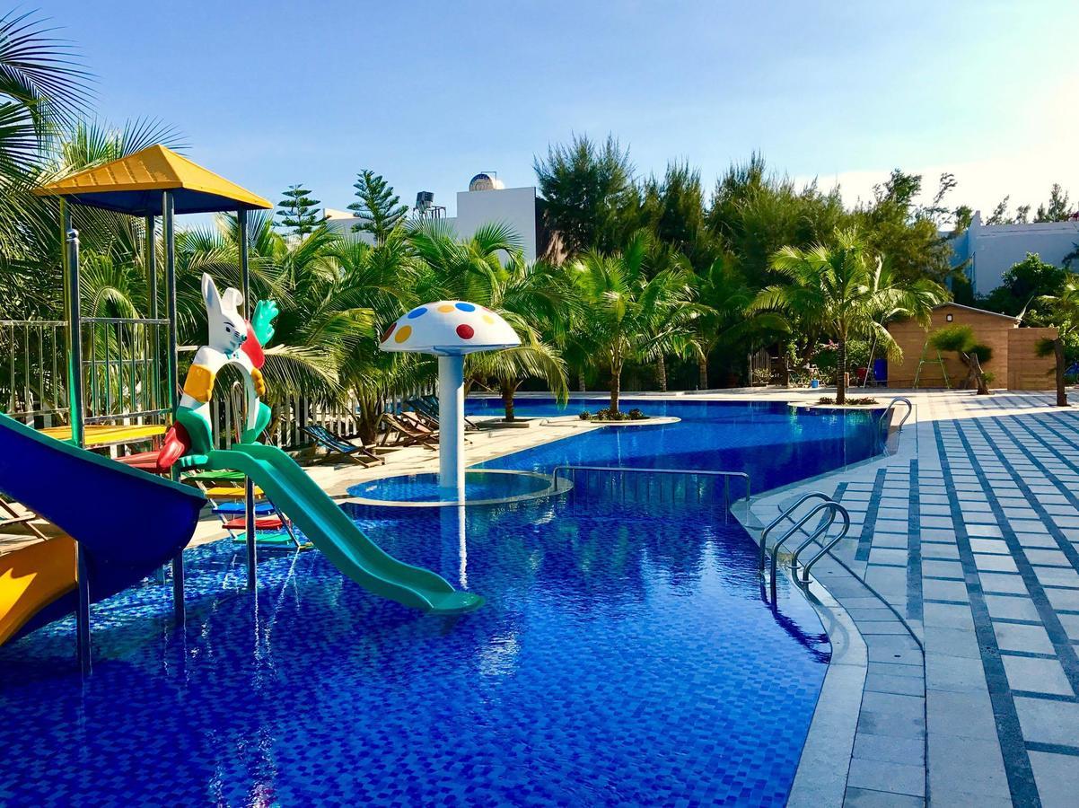 Oceanward Hotel & Resort Long Hai Exteriör bild