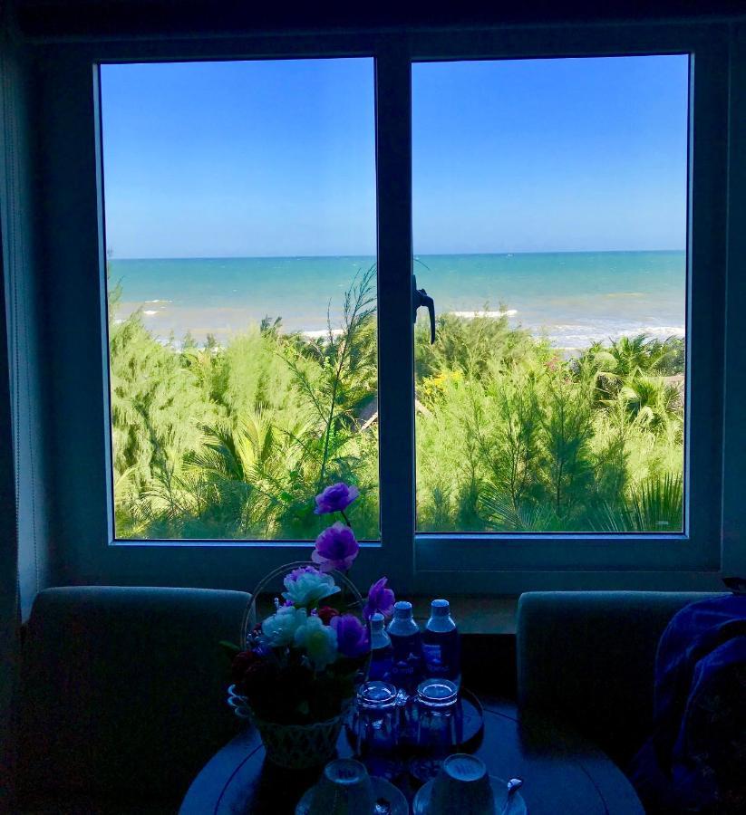 Oceanward Hotel & Resort Long Hai Exteriör bild
